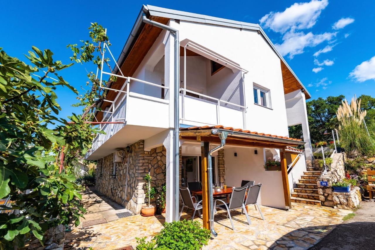 Apartmán Maia Lena Jasenice  Exteriér fotografie