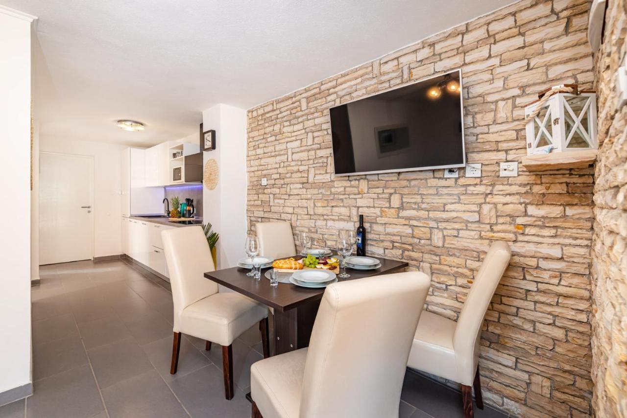 Apartmán Maia Lena Jasenice  Exteriér fotografie