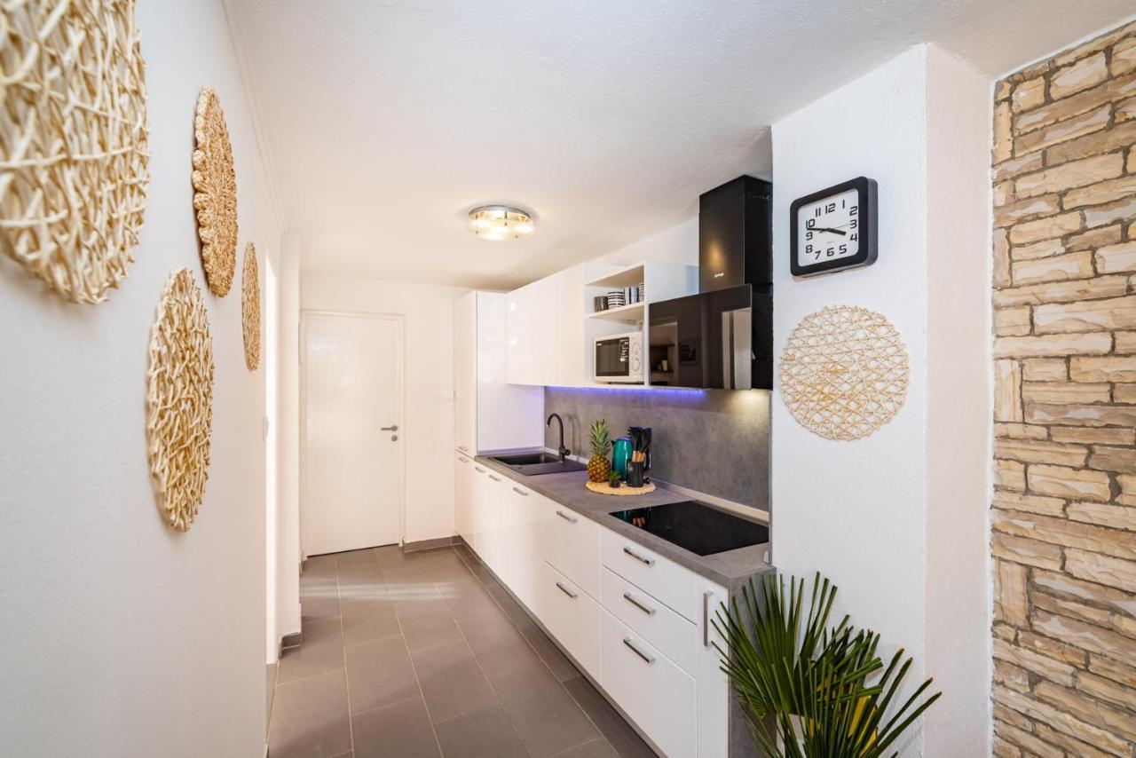 Apartmán Maia Lena Jasenice  Exteriér fotografie