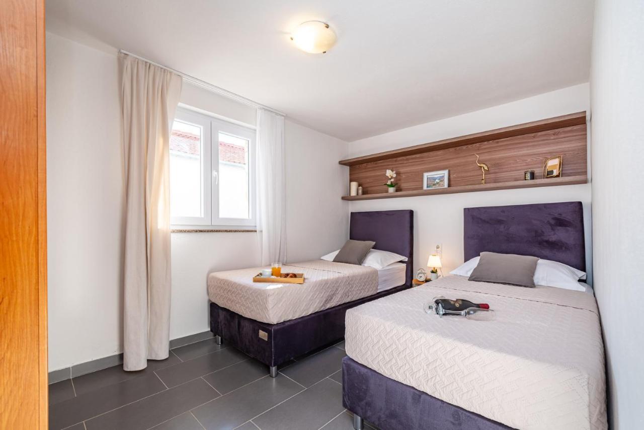 Apartmán Maia Lena Jasenice  Exteriér fotografie